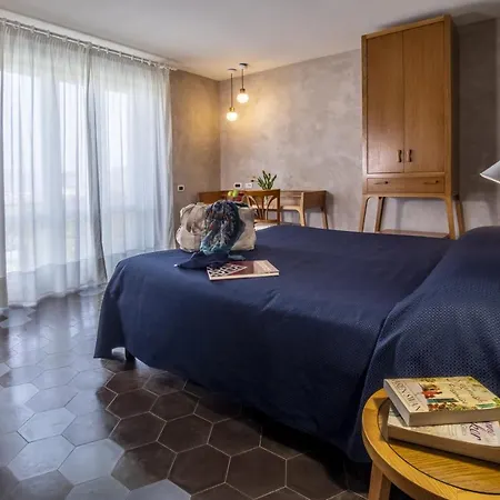 Il Roseto 2* Sorrento