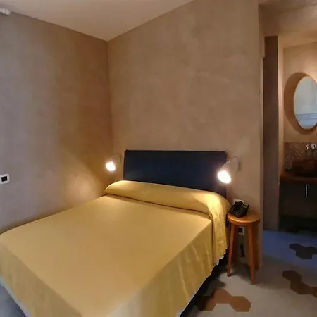 Nocleg ze śniadaniem Il Roseto 4*