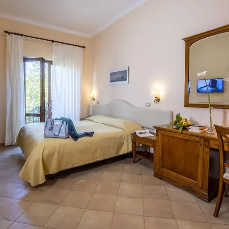 Il Roseto 2* Sorrento