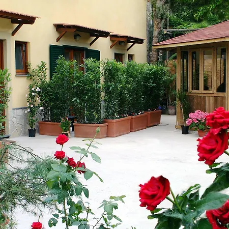 Bed and Breakfast Il Roseto 4*