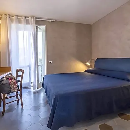 Frühstückspension Il Roseto 4*